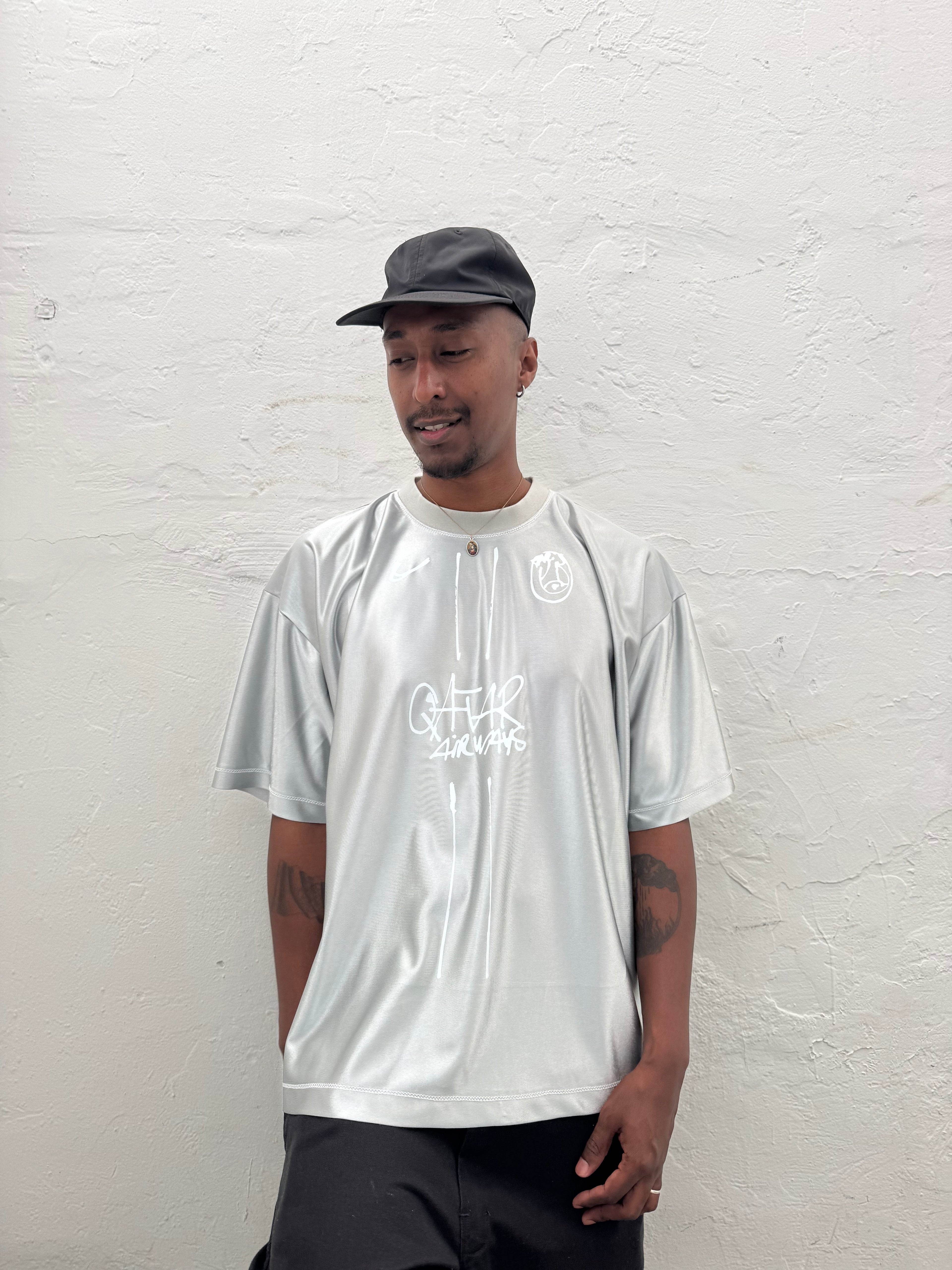 BACK TO BACK - T-SHIRT